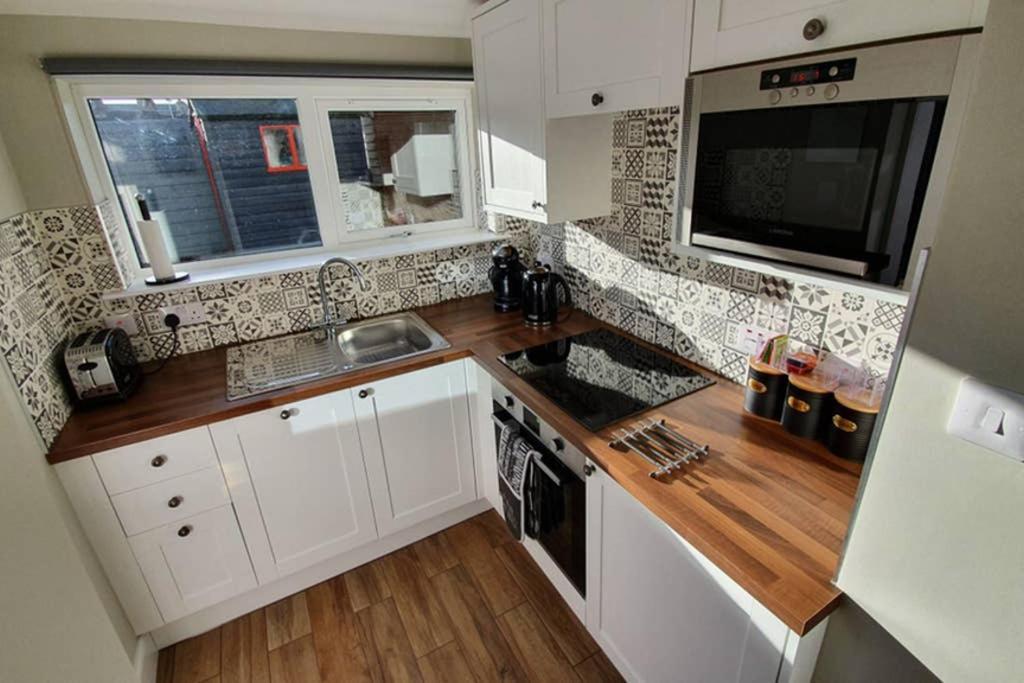 Smart & Stylish Holiday Apartment In The City Centre Ίνβερνες Εξωτερικό φωτογραφία