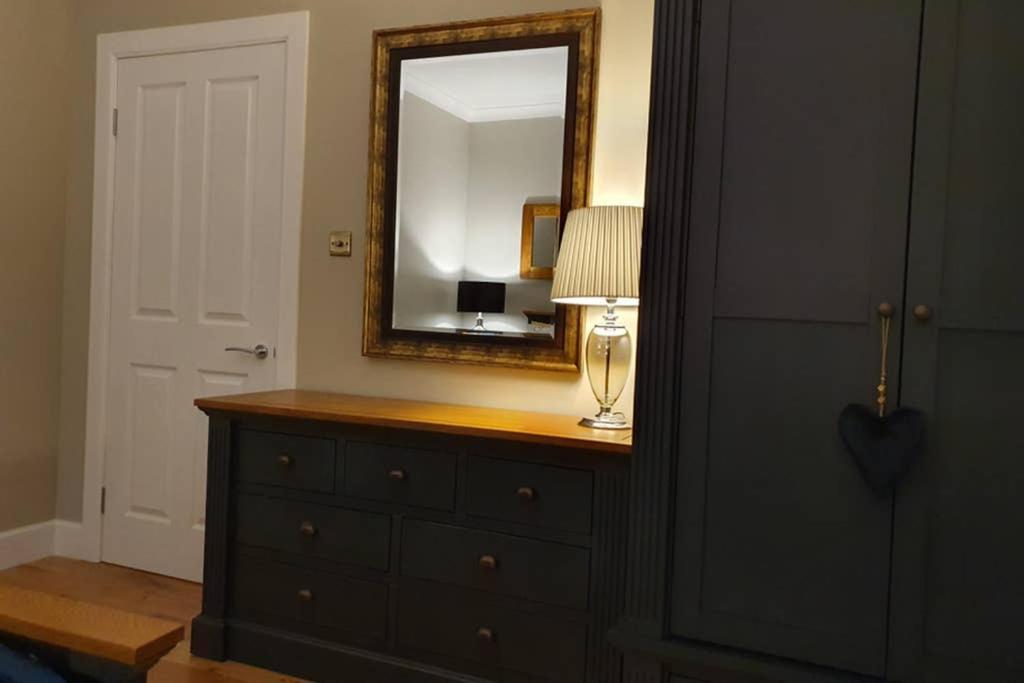 Smart & Stylish Holiday Apartment In The City Centre Ίνβερνες Εξωτερικό φωτογραφία